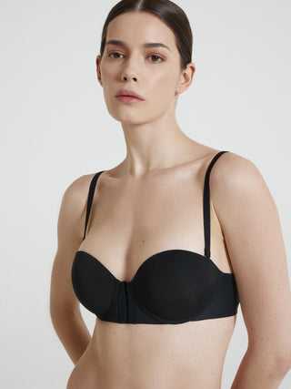 M8302 Front Closure Strapless Bra - Black